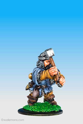 FA15-1 Dwarf with Two-Handed Hammer