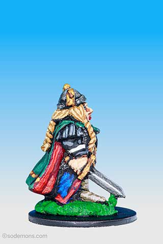 C06 Northern Dwarf Shield Maiden