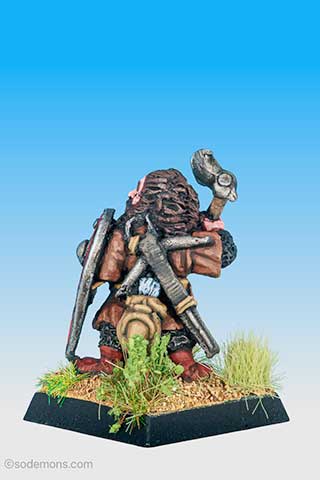 FTD5 Dwarf with Axe and Heavy Crossbow