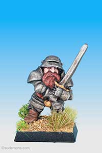 FTD20 Dwarf Champion in Plate Armour with Two Handed Sword