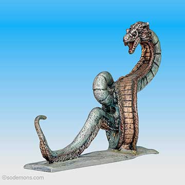 13-033 Würm (Giant Doom Wurm)