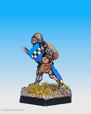 FTF51 Female Fighter in Plate Armour with Pack and Sword
