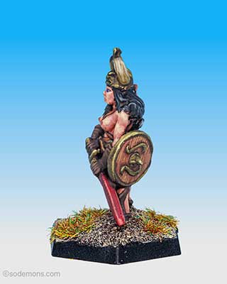 FTF96 Amazon Warrior with Horned Helmet