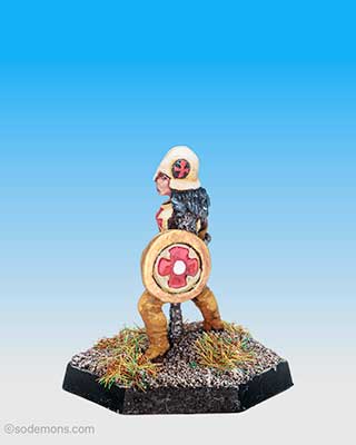 Armoured Female Cleric with Shield  (C03C1-8)